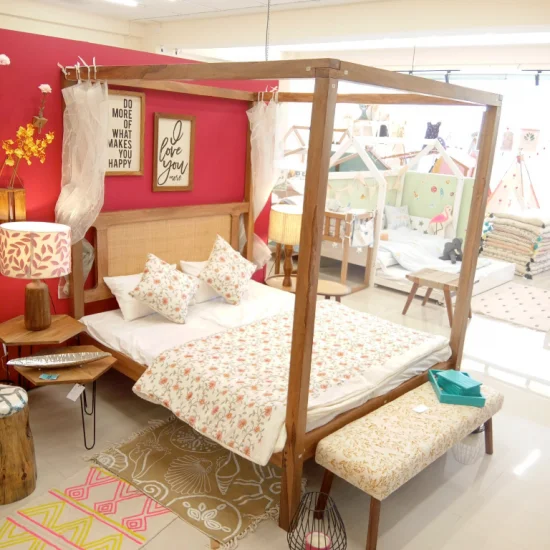 Merida Traditional Royal Handmade Teak Wood Poster Bed with 2 Bedside Table and 1 Bench