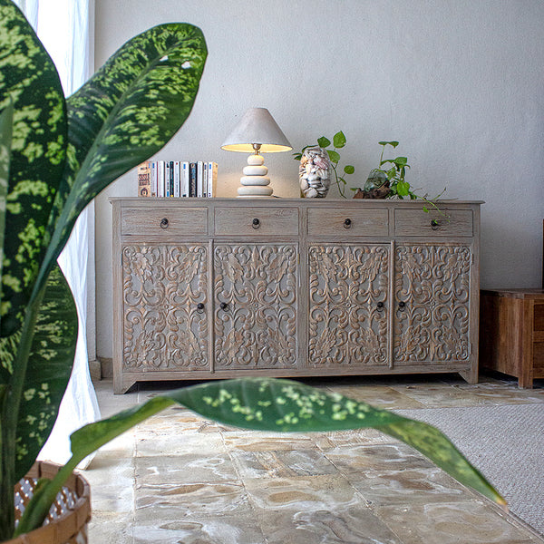 Spainss Hand Carved Teak Wood Sideboard Cabinet with 4 Doors and 4 Drawers ( Floral )